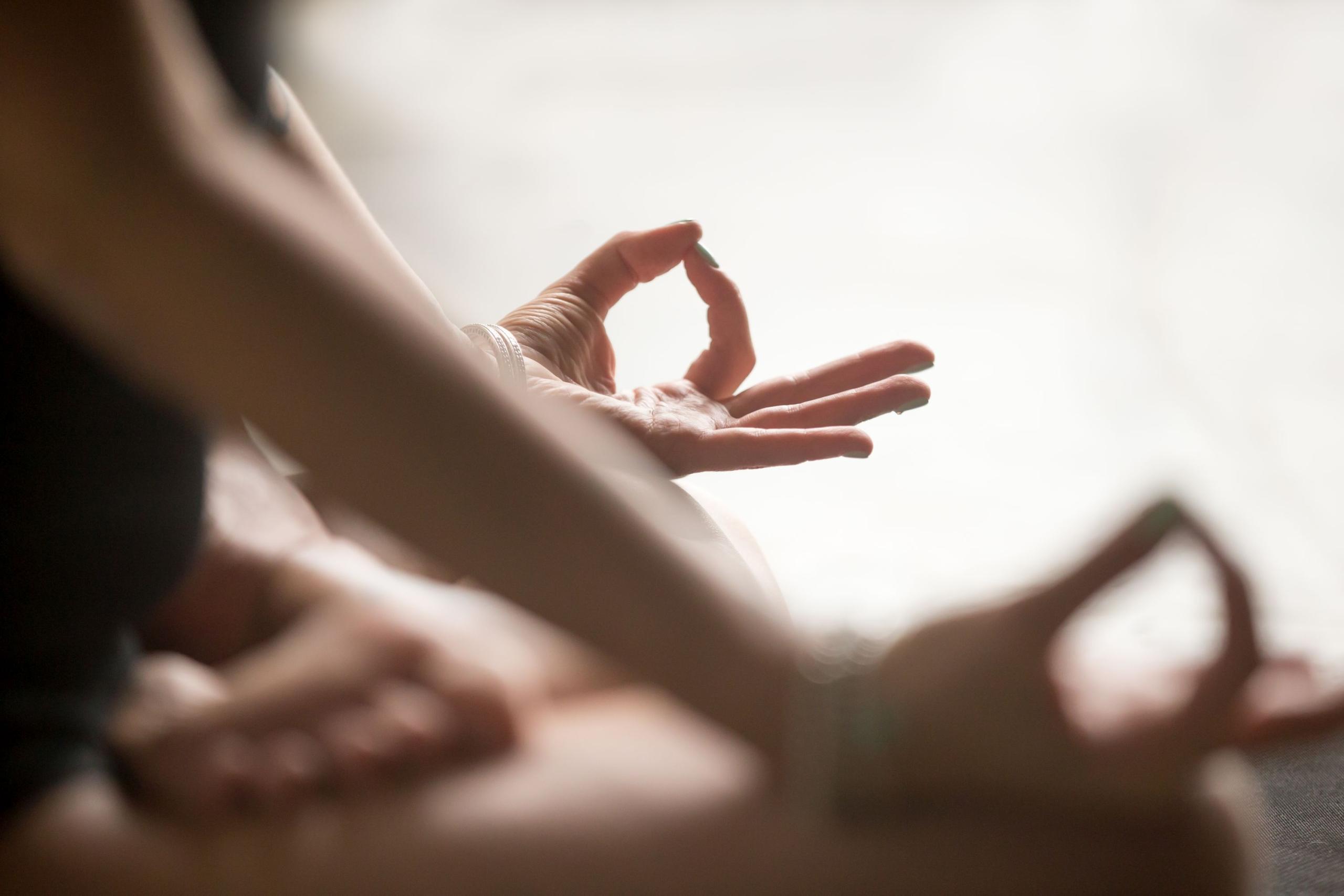 Mudra Position im Kundalini Yoga