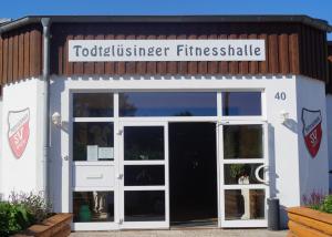 Unsere Fitnesshalle von außen